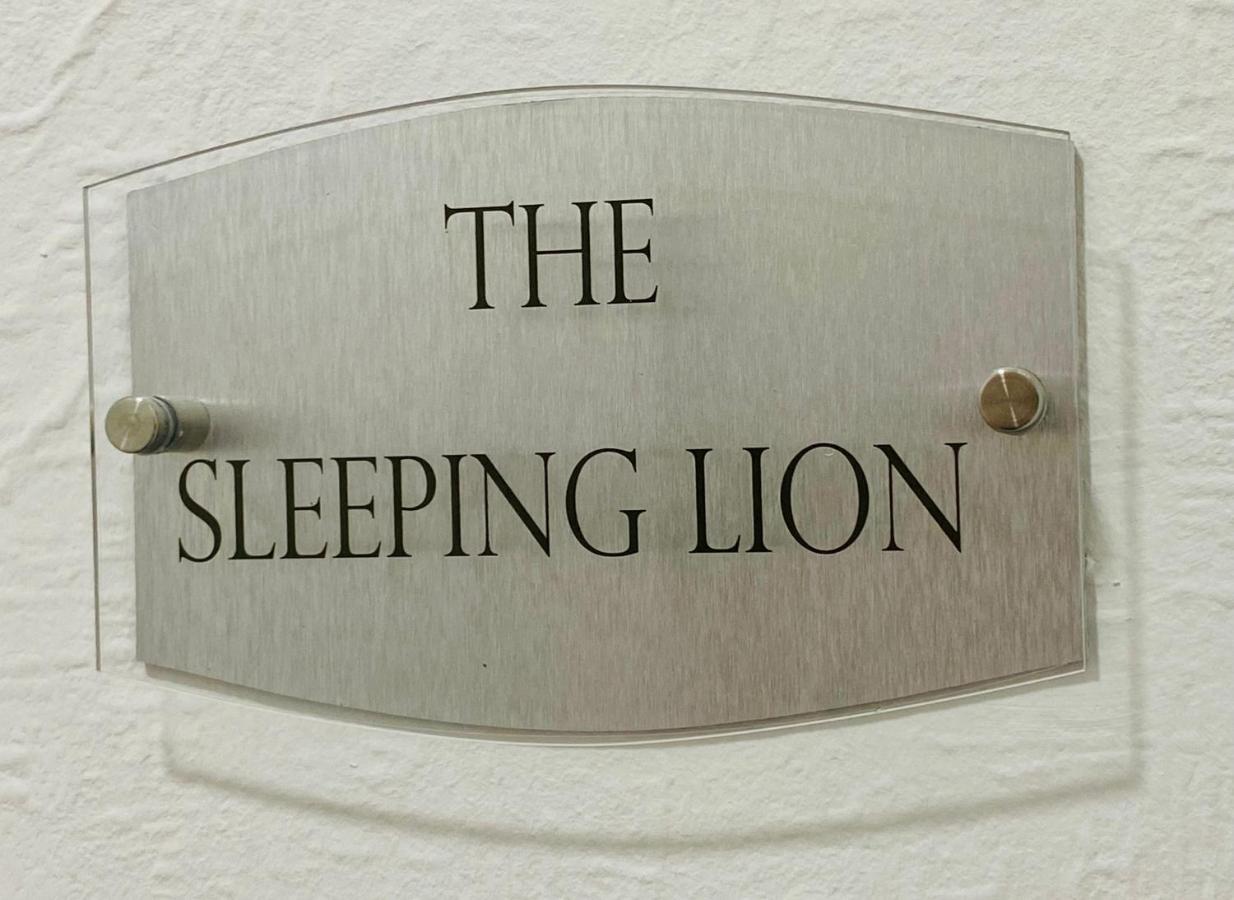 The Sleeping Lion - Dunoon Holiday Home Екстер'єр фото
