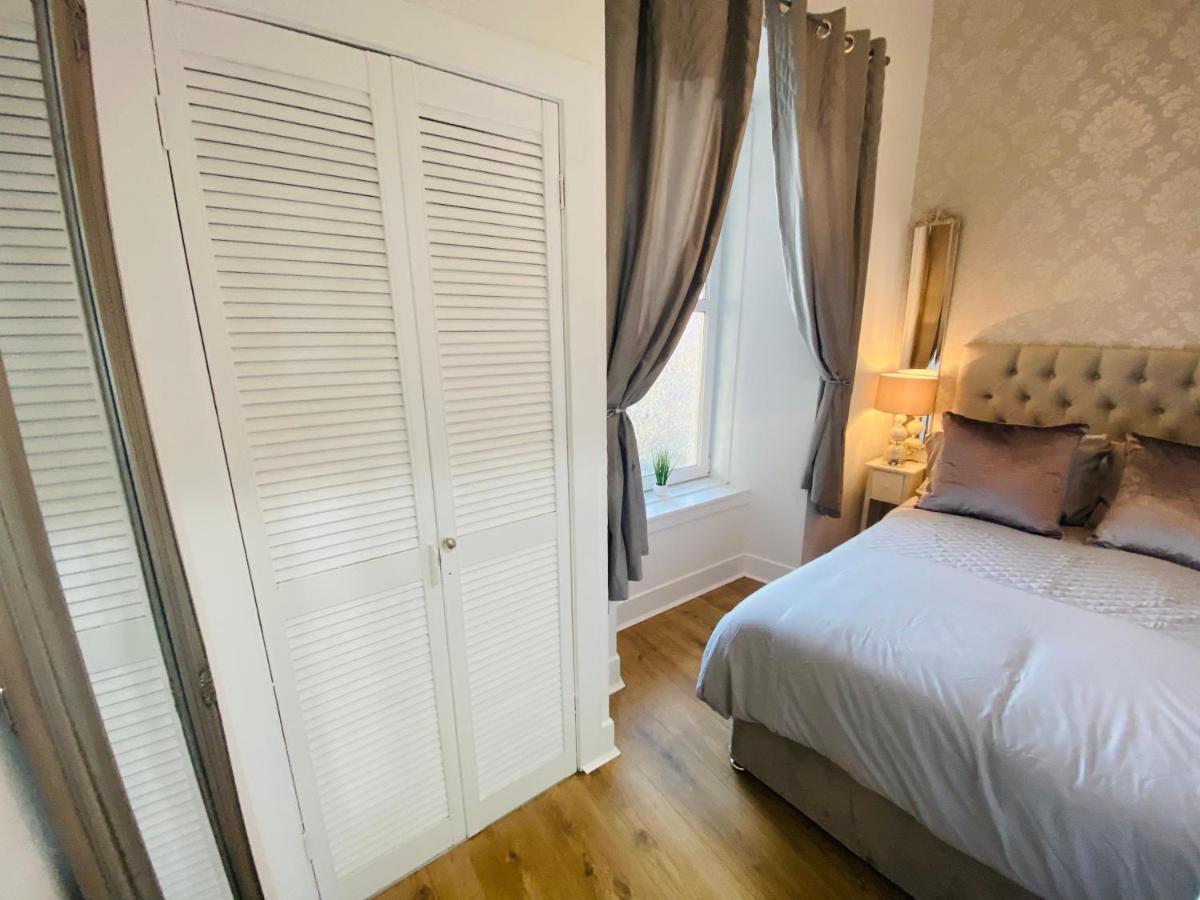 The Sleeping Lion - Dunoon Holiday Home Екстер'єр фото