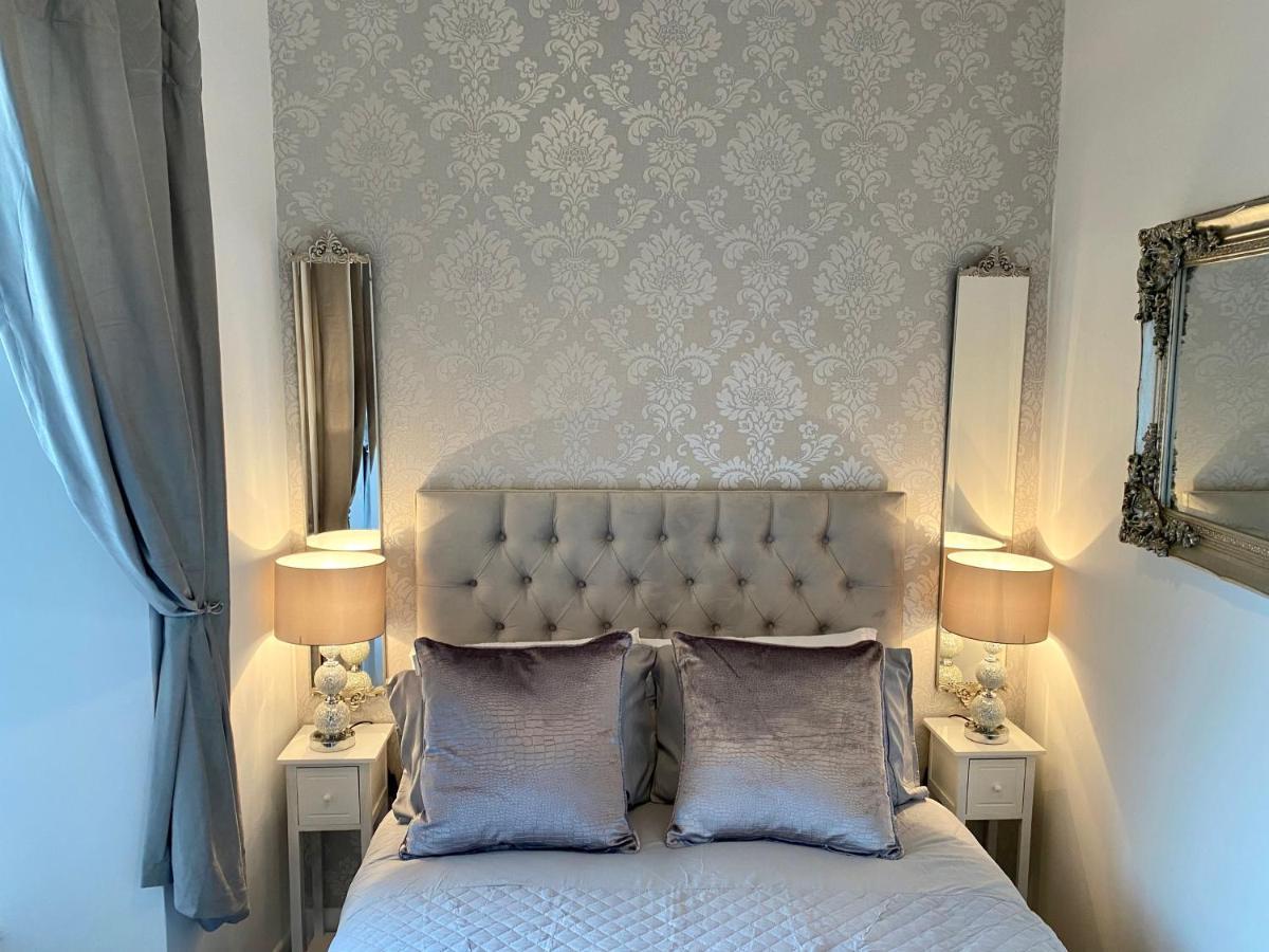 The Sleeping Lion - Dunoon Holiday Home Екстер'єр фото