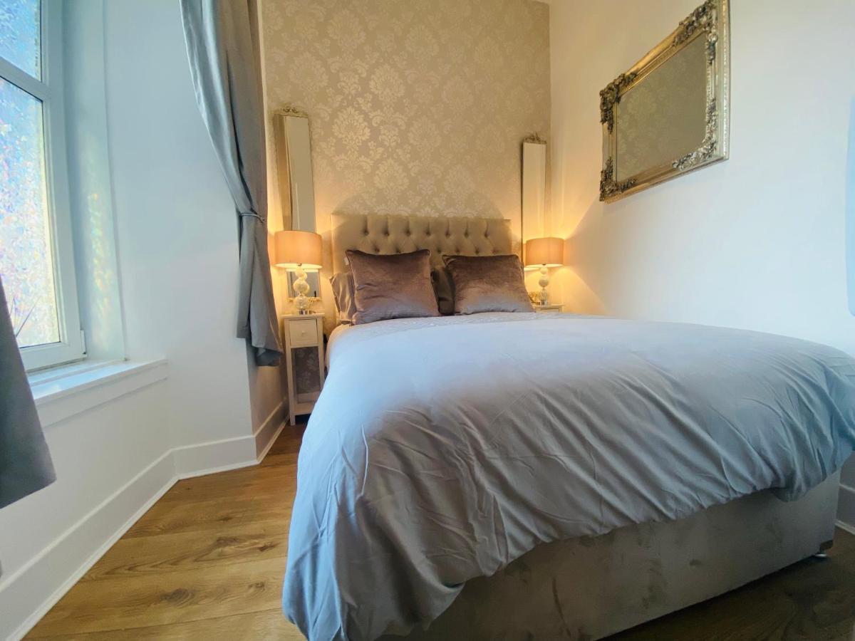 The Sleeping Lion - Dunoon Holiday Home Екстер'єр фото