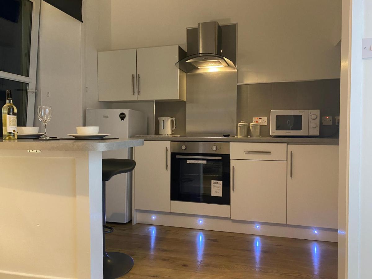 The Sleeping Lion - Dunoon Holiday Home Екстер'єр фото