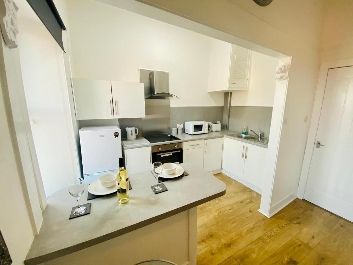 The Sleeping Lion - Dunoon Holiday Home Екстер'єр фото