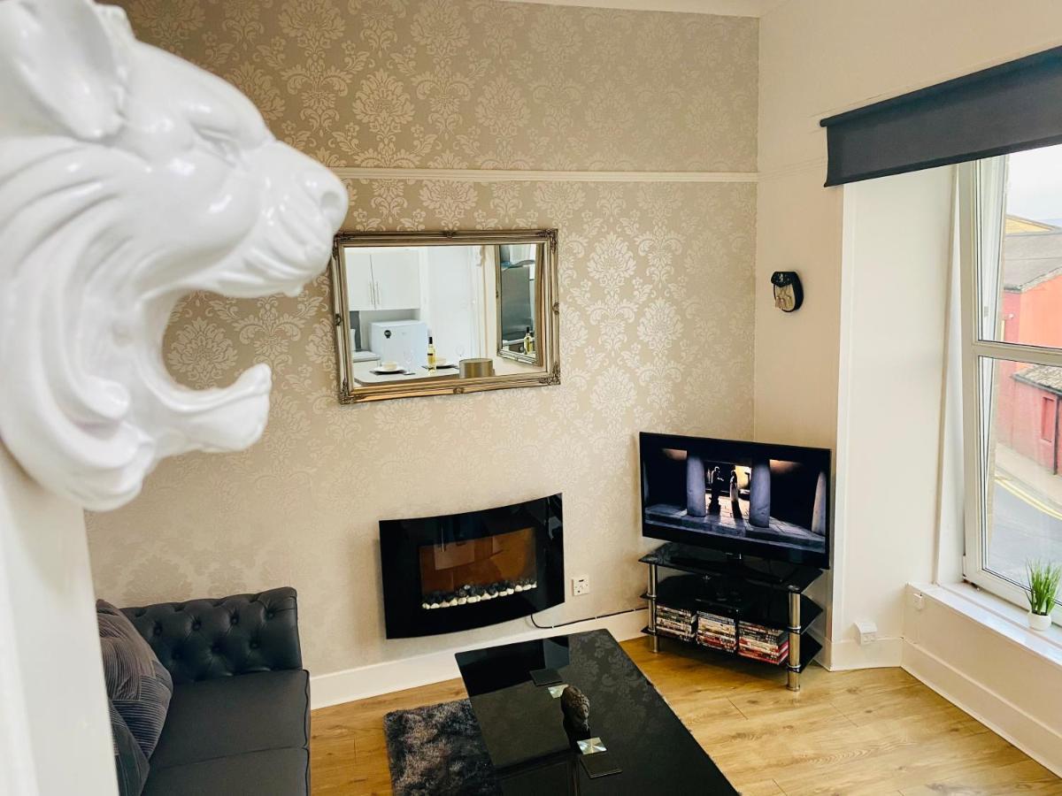 The Sleeping Lion - Dunoon Holiday Home Екстер'єр фото